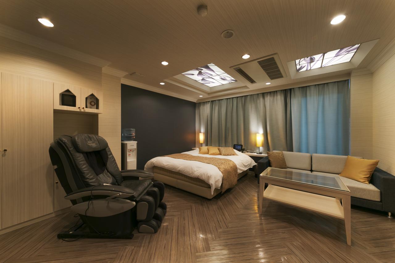 Hotel Lotus Kobe (Adults Only) Esterno foto