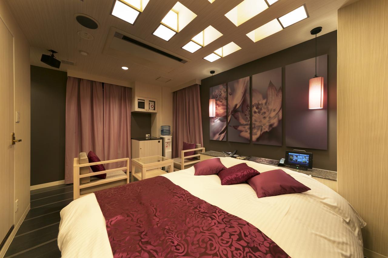 Hotel Lotus Kobe (Adults Only) Esterno foto