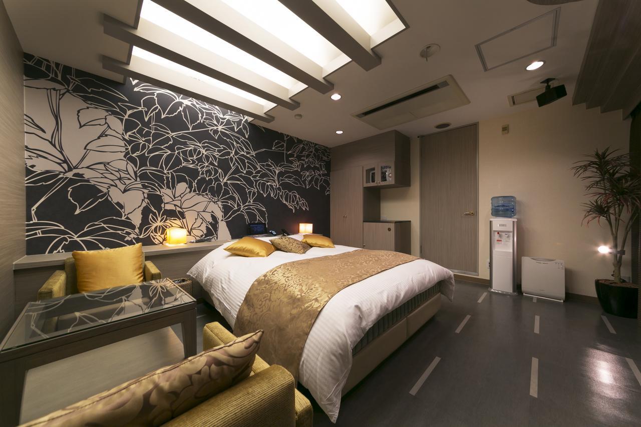 Hotel Lotus Kobe (Adults Only) Esterno foto